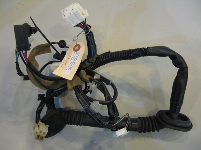 04 Subaru IMPREZA Front Pass. Door Wiring  R4524