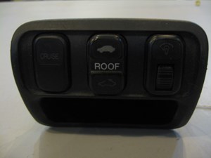 98 Honda PRELUDE Cruise Sunroof Button R4585