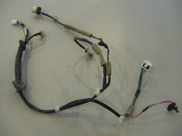 02 Subaru IMPREZA Rear Pass. Door Wiring  R4623