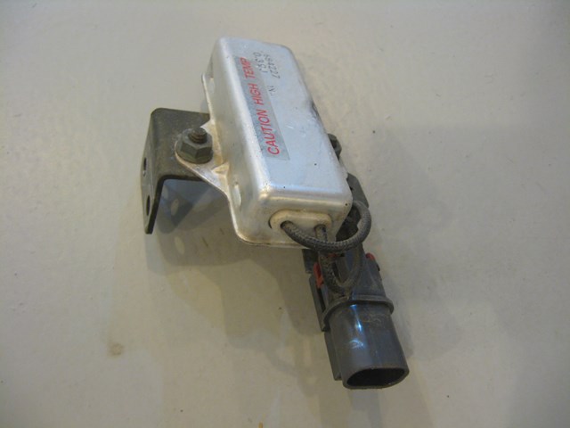 2002 Subaru IMPREZA WRX Sedan Fuel Injector Resistor OEM R4699