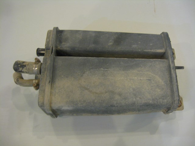 02 Subaru IMPREZA WRX Fuel Evap Canister  R4717