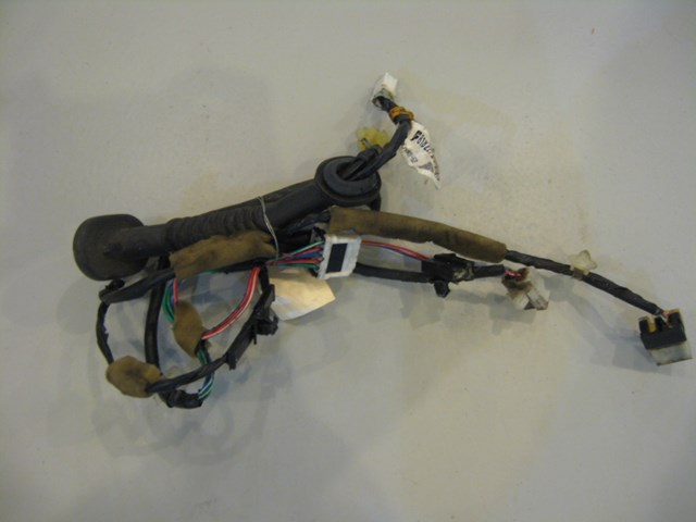 02 Subaru IMPREZA WRX Door Wiring Harness 81822fe000 R4781