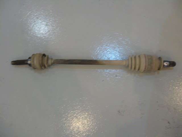 02 Subaru IMPREZA WRX Rear RH Axle  R4800