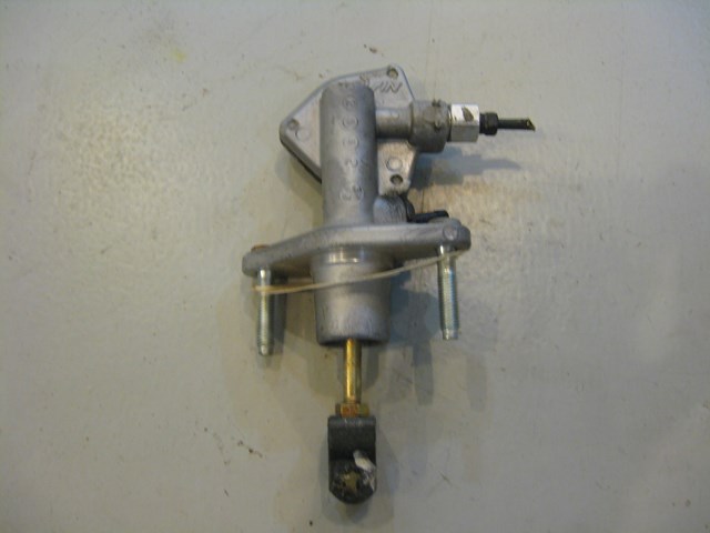 2003 Honda CIVIC Si Clutch Master Cylinder OEM R5032