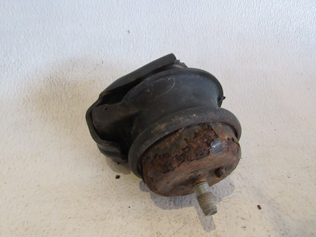 03 Nissan 350Z Front Motor Engine Mount  R5160