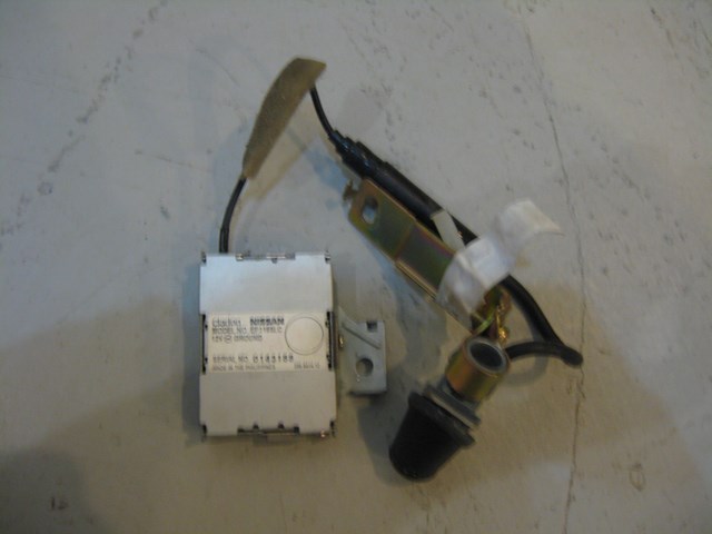 03 Nissan 350Z Radio Antenna Assembly  R5171