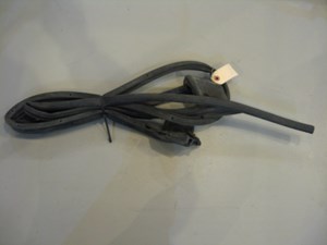 04 Subaru IMPREZA WRX Front RH Door Seal  R5194