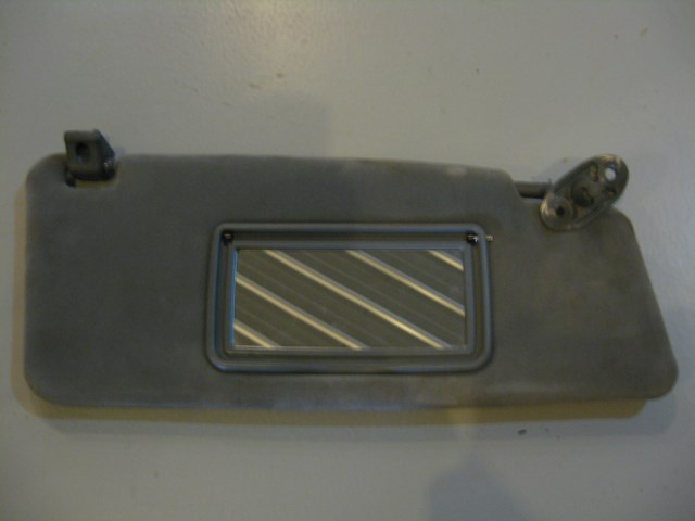 00 Honda PRELUDE Passenger Visor Missing Cover  R5272