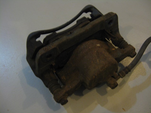 00 Honda PRELUDE Driver Front Caliper  R5352