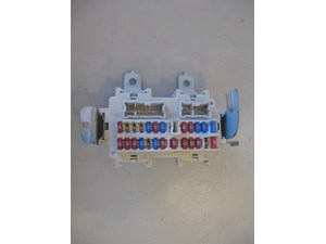 08 Nissan 350Z Interior Fuse Box  R5628