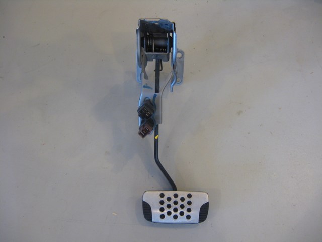 08 Nissan 350Z Brake Pedal  R5632