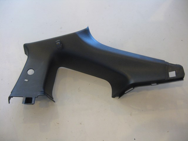 08 Nissan 350Z RH Passenger BC Pillar  R5650