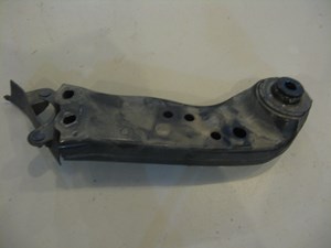 08 Nissan 350Z Rear RH Stay Arm Bracket  R5720