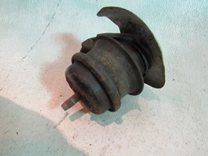 05 Infiniti G35 Side Motor Engine Mount  R6091