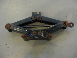 97 Subaru IMPREZA Wagon Jack  R6114