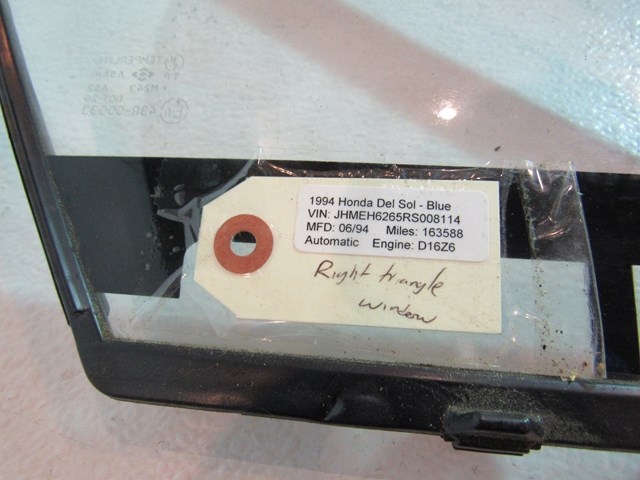 94 Honda DEL SOL Rear RH Quarter Window Glass  R6205