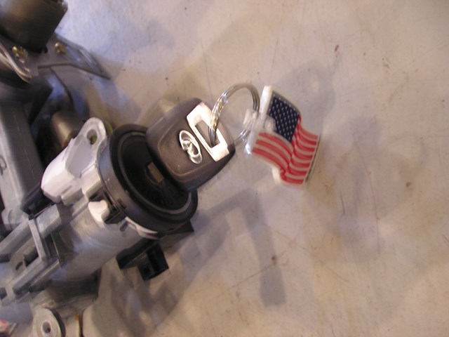 05 Infiniti G35 Steering Column  R6413