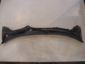 05 Infiniti G35 Cowl Vent Panel  R6414