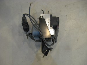 05 Infiniti G35 ABS Pump  R6532