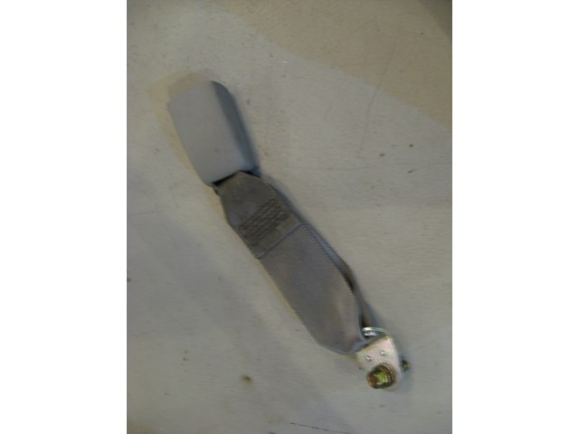 05 Infiniti G35 Rear LH Seat Belt Buckle  R6536
