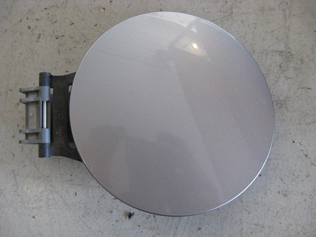 03 Nissan 350Z Gas Lid  R6835