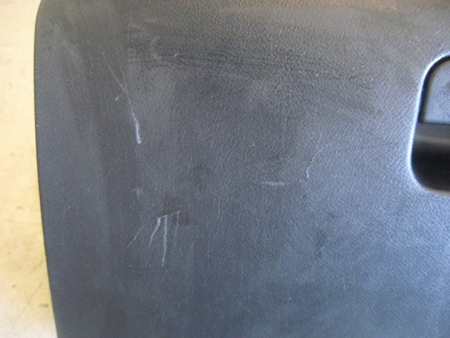 00 Honda PRELUDE Glove Box  R13258