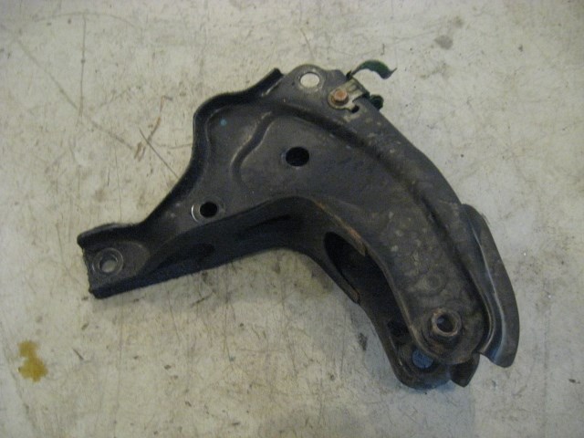 00 Honda PRELUDE AT Rear Motor Mount  R13491