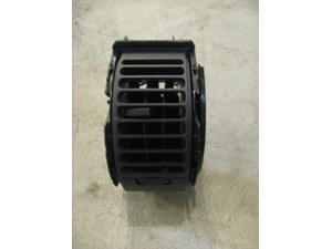 03 Infiniti G35 LH Driver Dash Vent  R13587