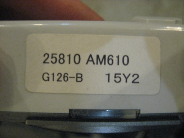 03 Infiniti G35 Dash Clock  R13594