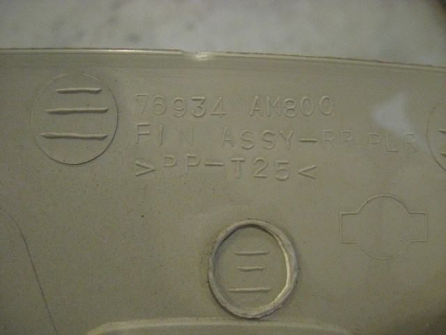 03 Infiniti G35 RH Quarter Window Trim Panel 76934 AM800 R13652