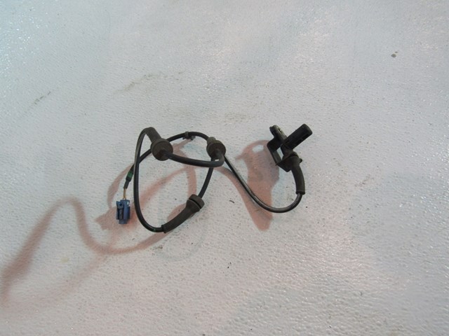 03 04 05 06 07 Infiniti G35 Coupe Front LH ABS Sensor  R13672