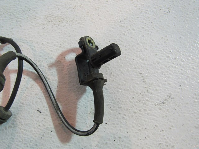 03 04 05 06 07 Infiniti G35 Coupe Front LH ABS Sensor  R13672
