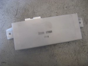 03 Infiniti G35 Coupe RH Seat Control Module 28566 AM800 R13700