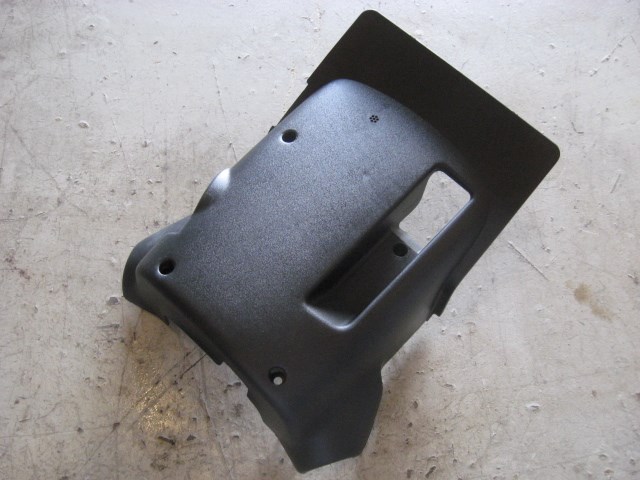 06 Nissan 350Z Lower Steering Column Cover  R13825
