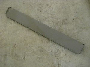 06 Nissan 350Z Rear Luggage Finish Plate 84908 CD000 R13854