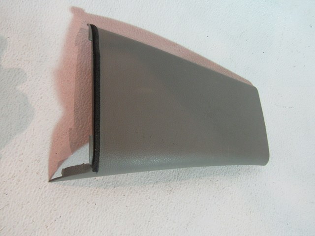 06 Nissan 350Z Rear RH Upper Strut Tower Trim 93132 CD000 R13912--Frost