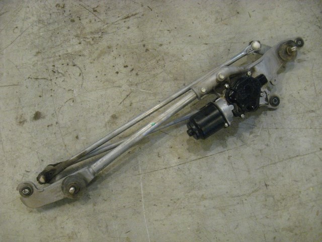 06 Nissan 350Z Windshield Wiper Motor  R13981