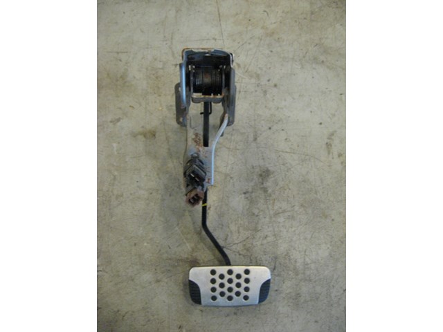 06 Nissan 350Z Auto Brake Pedal  R13999