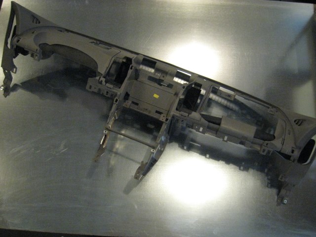 06 Nissan 350Z Tan Dash Assy  R14024