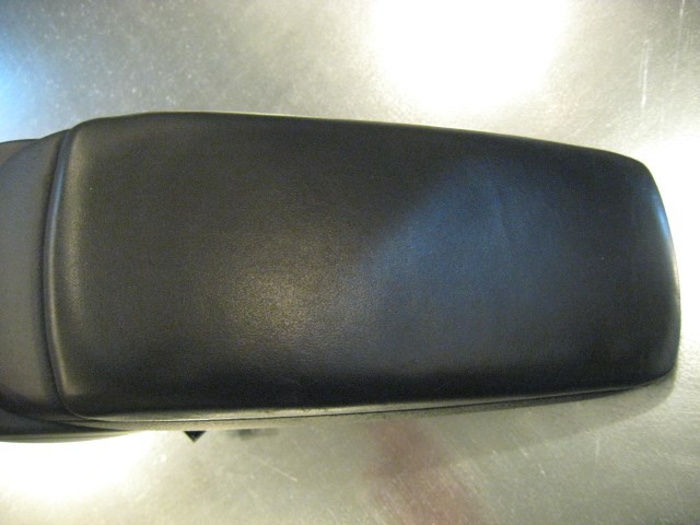 06 Audi S4 AUDI Center Console Arm Rest  R14042