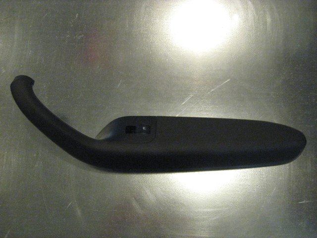 06 Audi S4 AUDI RH Passenger Door Switch Trim 8E1 867 174 R14043