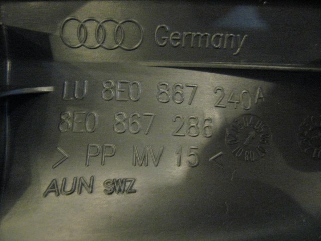 06 Audi S4 AUDI RH Lower B Pillar Trim Panel 8E0 867 286 R14051