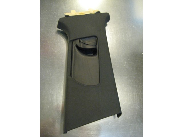 06 Audi S4 AUDI RH Upper B Pillar Trim 8E0 867 294 R14052