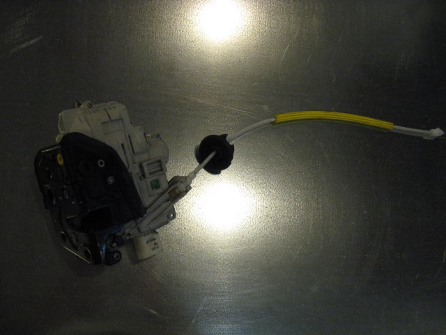 06 Audi S4 AUDI Rear LH Driver Door Lock Actuator 8E0 839 015 R14087