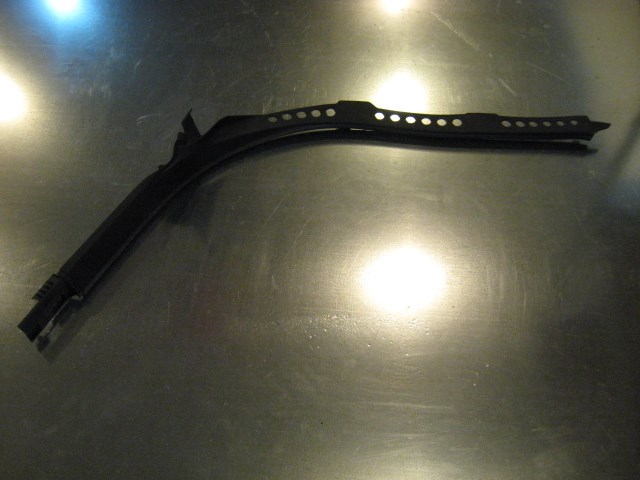 06 Audi S4 AUDI Rear LH Seat Finisher Trim 8E0 867 731 R14101