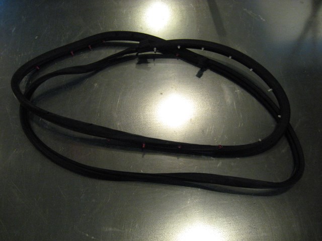 06 Audi S4 AUDI Front RH Door Seal  R14136