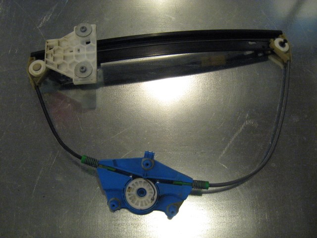 06 Audi S4 AUDI Rear RH Door Window Regulator 8E0 839 462 R14127