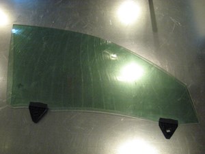 06 Audi S4 AUDI Front RH Door Glass  R14134
