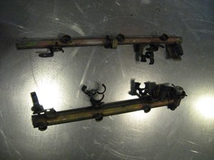 1999 Porsche BOXSTER Fuel Injection Rail Set R14153