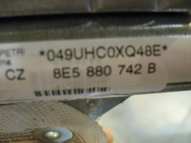 06 Audi S4 AUDI RH Passenger Side Curtain Airbag 8E5 880 742 B R14179